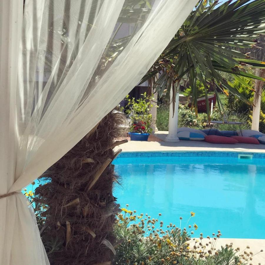 Cunda Leo Boutique Hotel & Pool Айвалык Экстерьер фото